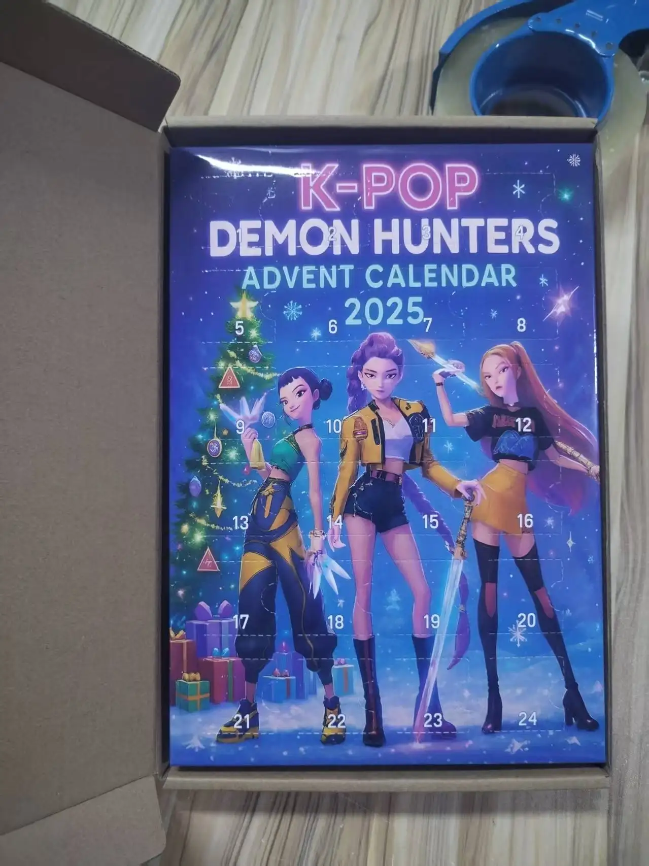 

Новый Рождественский K-pop Demon Hunting 24 шт. Адвент-календарь-сюрприз слепые коробки для Хэллоуина Mystery Box подарки игрушки