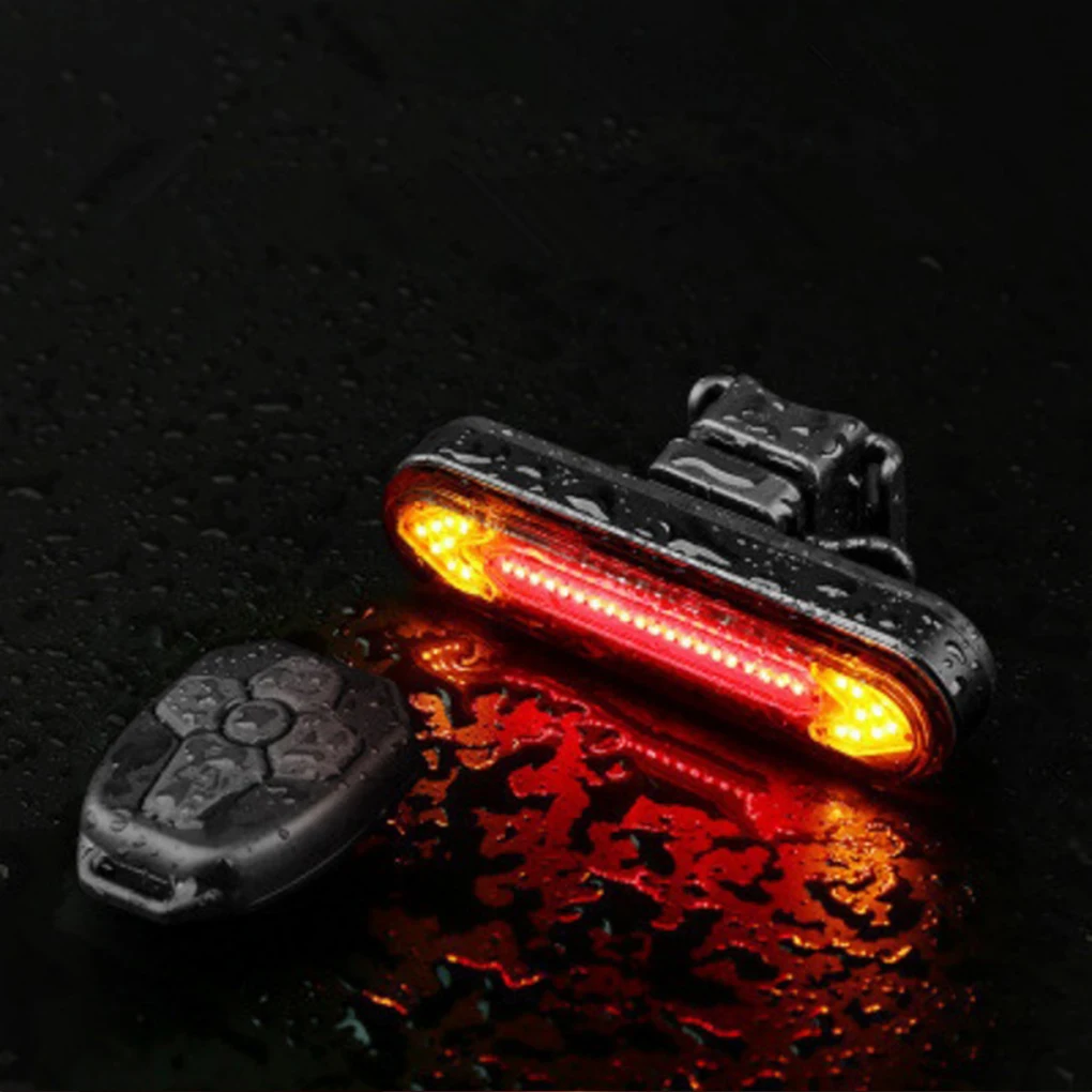 Turn Signal Mountain Bike Light With Auto Cut Off Feature Fast Flashing USB Rechargeable Bicycle red