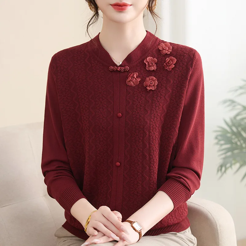 Woman Clothing New V Neck Long Sleeve Tops Spring Autumn Pullover Sweater Elegant Buttons Knitwear Blouse Mother Pull Jumper