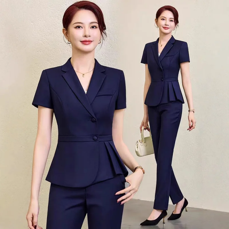 Женский пиджак с коротким рукавом