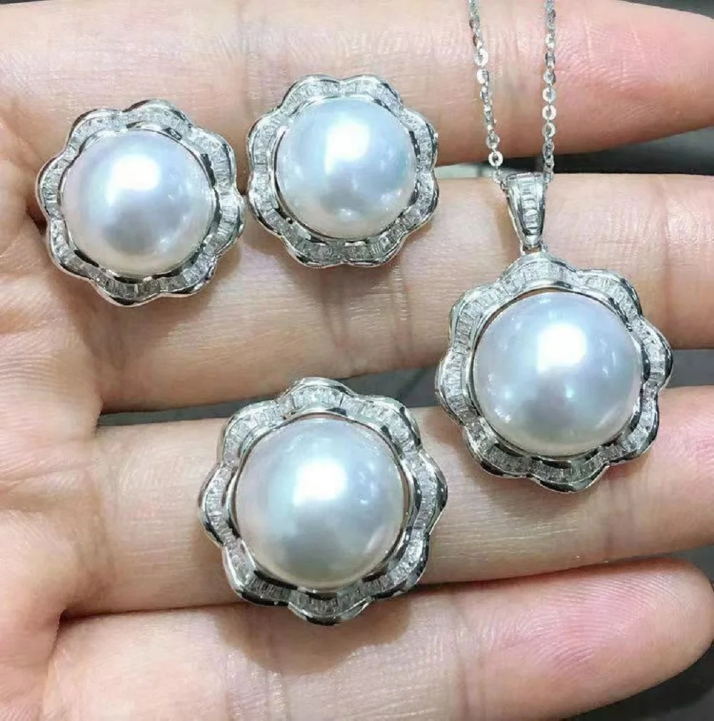 

Gorgeous AAA10-11 millimeter natural South Sea white rivet pearl pendant and earring set 925s-18 inch