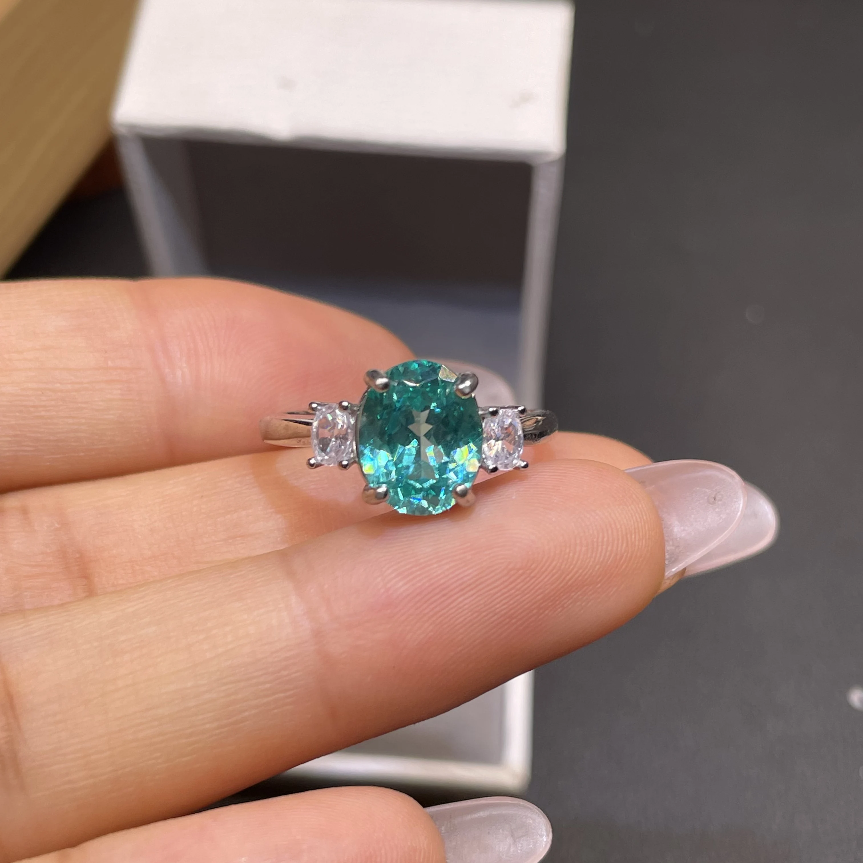 100% natural Paraiba neon blue 925 sterling silver oval ring - Women's high-end jewelry design with a bow motif