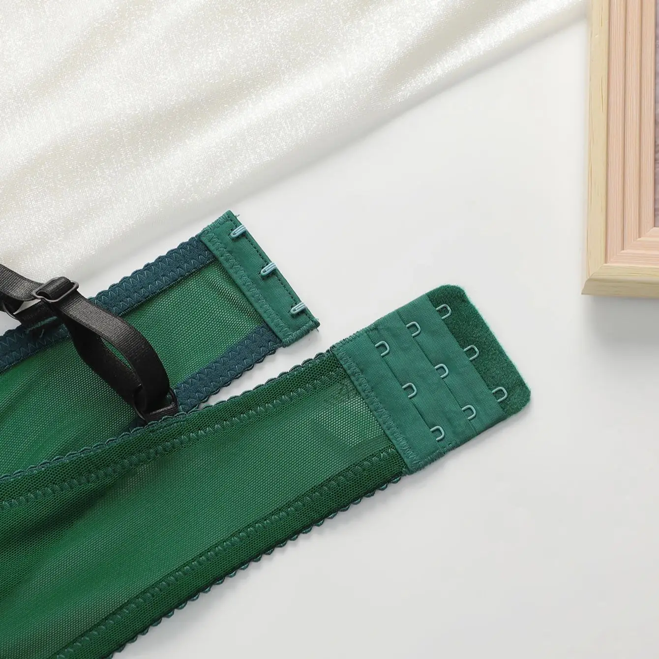 Reggiseno Push-Up Viomisha con biancheria intima con ferretto ad anello in acciaio senza Lingerie di pizzo Sexy imbottita tutti i giorni reggiseno taglie forti