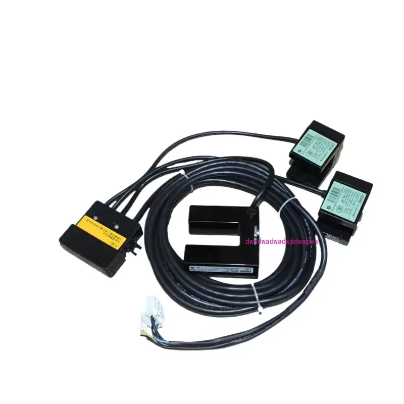 

Elevator three-in-one sensor CEDES photoelectric switch GLS126NT MV. NCGLS326HIT