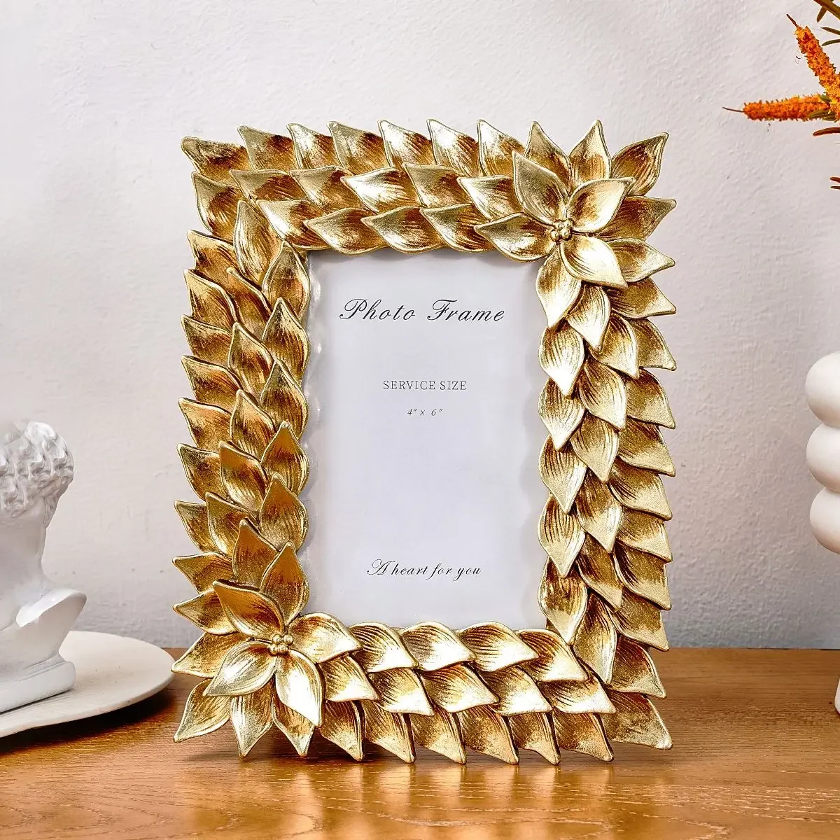 European Retro-Style Golden Orchid Lace Photo Frame Antique Resin Material Photo Decoration Frame