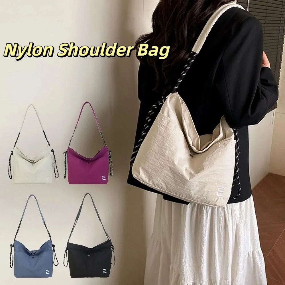 

Fashion Stylish Light Weight Shoulder Bag Large Capacity Leisure Nylon Messenger Bag Waterproof Casual Women's Handbags Outfits