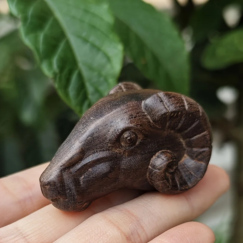 Hand-Carved Wooden Sheep Head Ornament, Home Decoration, Christmas/Moving/Birthday Gift, Entryway Study Table Decoration, Office Nordic Minimalist Art Statue, Modern Simple Auspicious Craft