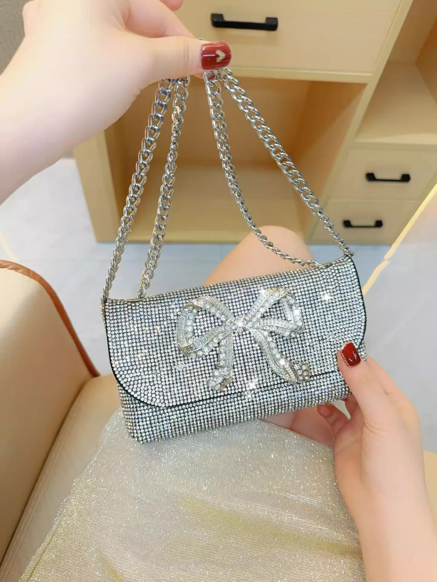 

Luxury Metal Bow Knot Square Bag Bling Shiny Women Handbag Glitter Shiny Rhinestones Diamond Evening Bag Shoulder Crossbody Bag