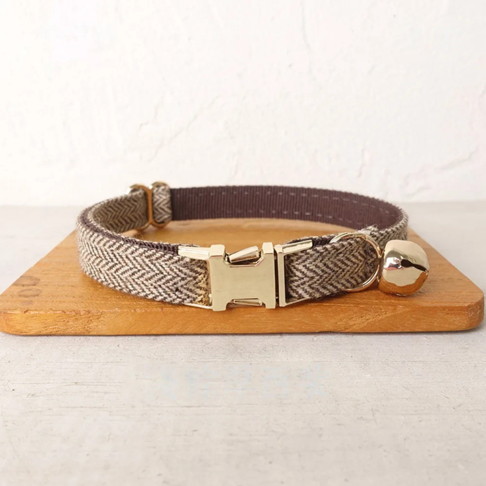 

Durable Adjustable Cat Collar with Bell Metal Buckle Personalized Pet Dog Collar Solid Color Cat Necklace Outdoor