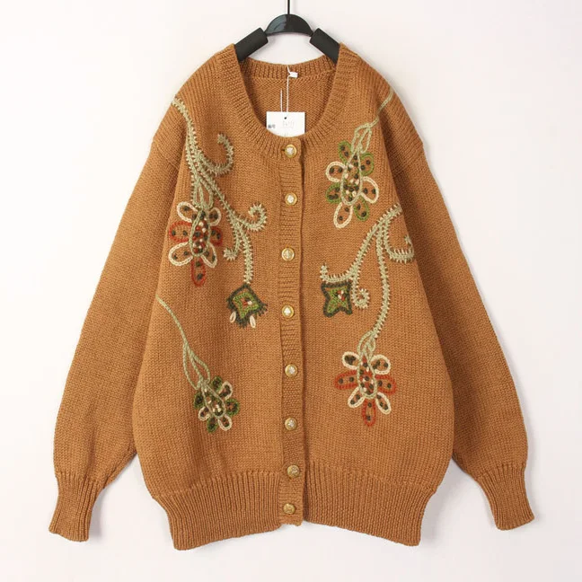 

Винтажный шерстяной свитер-пальто в этническом стиле с цветочным узором, выполненный в технике крючком, в японском стиле Харадзюку, удобный, теплый, с длинными рукавами