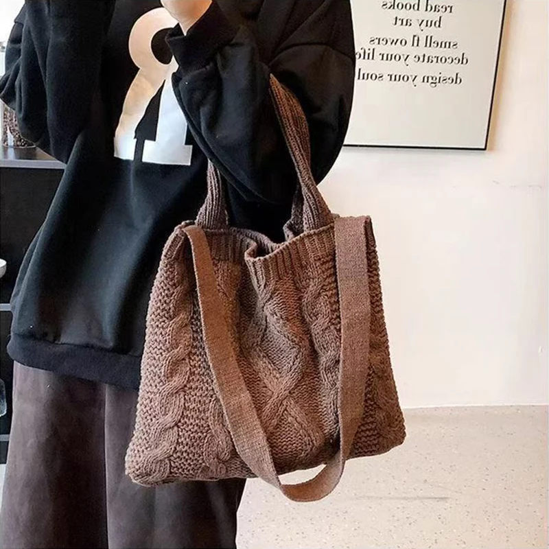 

Новая вязаная сумка-тоут в стиле ретро 2026 года, большая вместительная повседневная женская сумка, простая универсальная сумка премиум-класса, ручная сумка