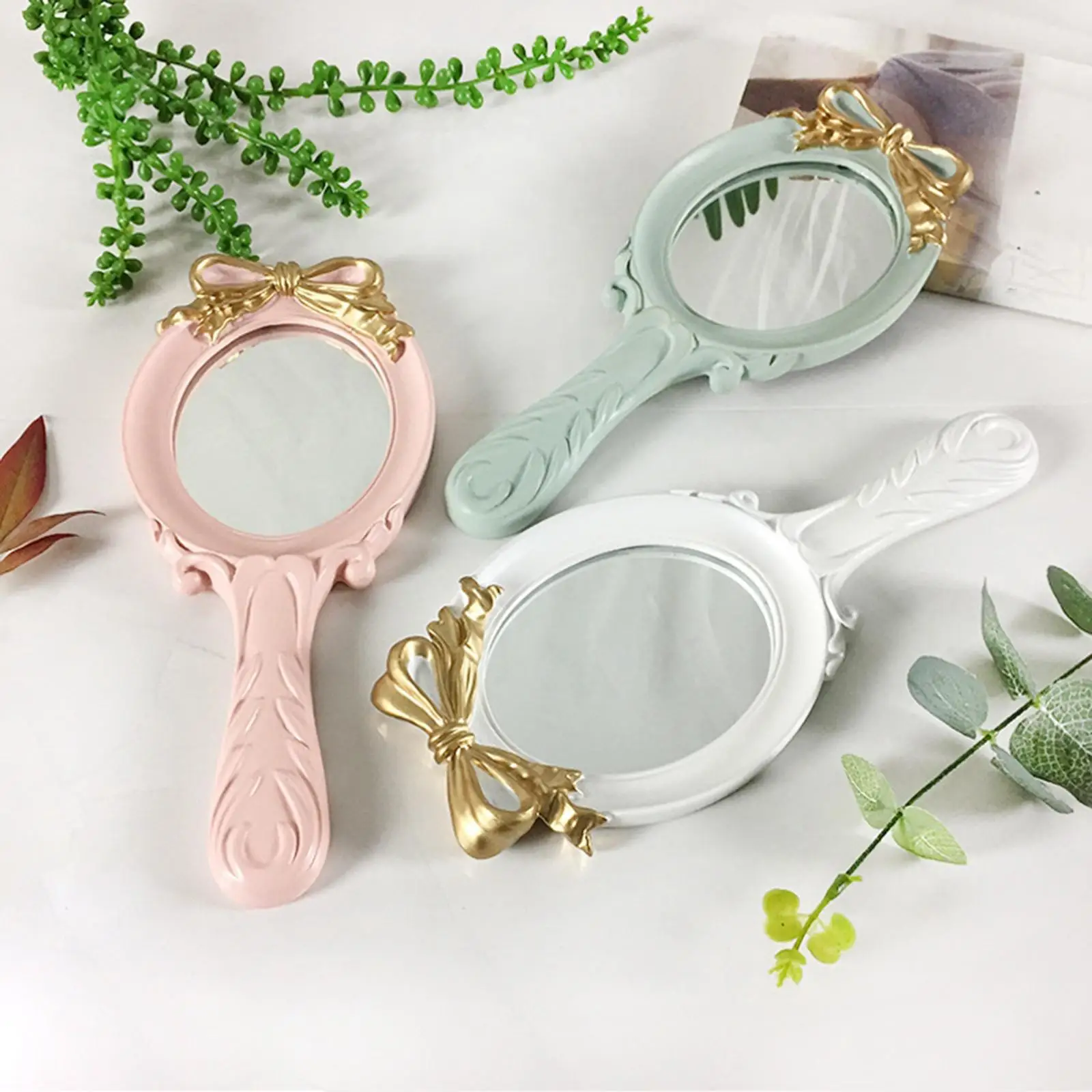 European Style Vintage Handheld Mirror Princess Women Girls Oval Makeup Cosmetic Tool with Anti Slip Handle