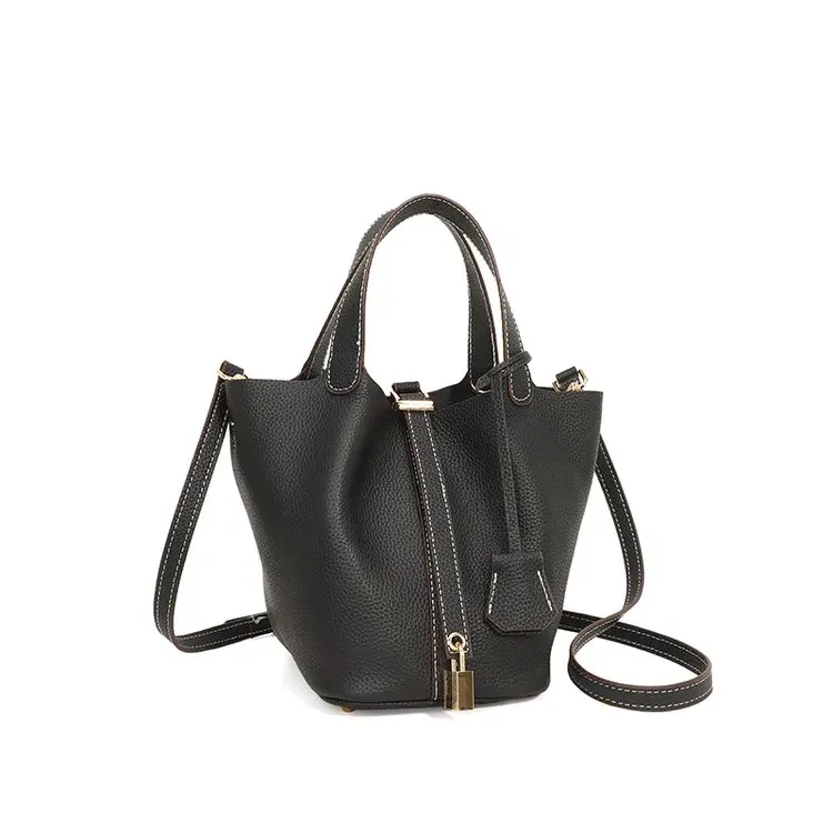 

Luxury Chic Large Capacity Diaper Bags For Women Classic Vintage Messenger Bag Trendy Crossbody Bag Simple Fashionable Elegant