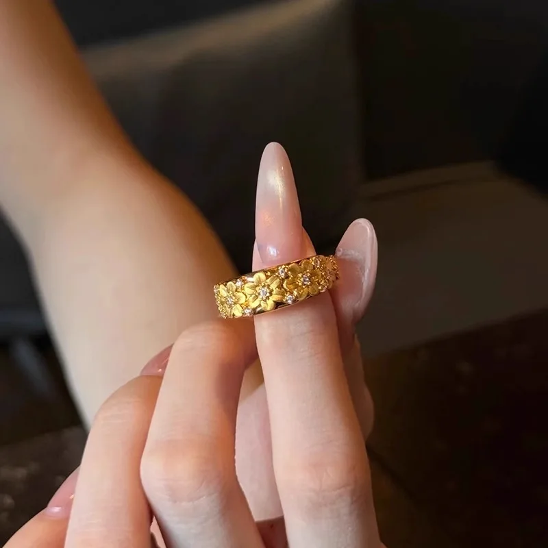 

Women's design niche high-end hand jewelry 9999 24K Real Gold retro national trend style flowery daisy ring
