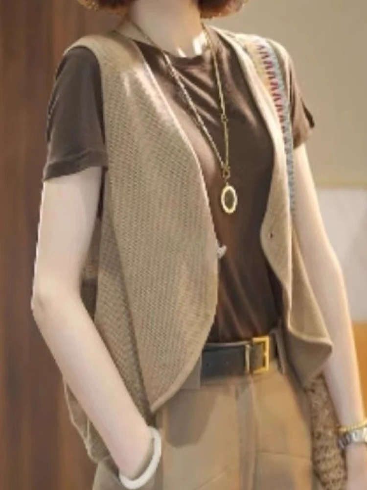 เสื้อกั๊กถักคอวีลำลอง สีพื้นเรียบง่าย สไตล์เกาหลี ทรงตรง ดีไซน์หรูหรา ใส่สบายช่วงฤดูร้อน ช่วยพรางหุ่นให้ดูเพรียว