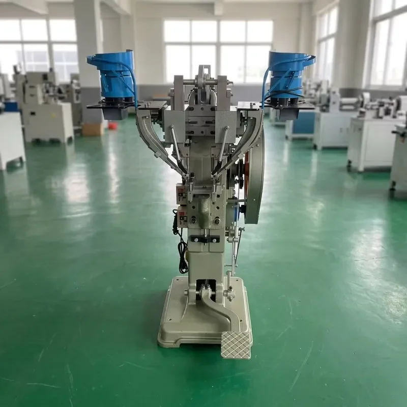 CE Certification Hot Sale Hydraulic Automatic Riveting Machine, Solid/Hollow Rivet Compatible, for Luggage Stationery