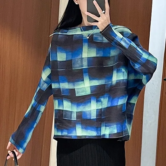 

Geometric Pattern Women T-shirt Round Neck Long Sleeved Loose Oversized Fashionable Casual Female Top 2026 Spring New Clothing