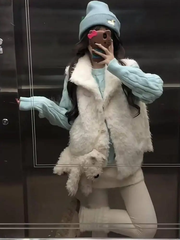 Koreański Zestaw Ubrań w Stylu College: Ciepła Kamizelka z Futrzanym Kołnierzem, Damski Kardigan z Dzianiny w Warkocze, Dwuczęściowy Komplet na Jesień i Zimę