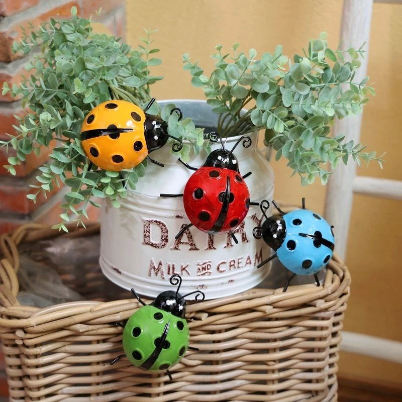 Wrought Iron Beetle Seven-star Ladybug Pendant Ornament Outdoor Garden Lawn Figurines Crafts Courtyard Park Sculpture Decoration