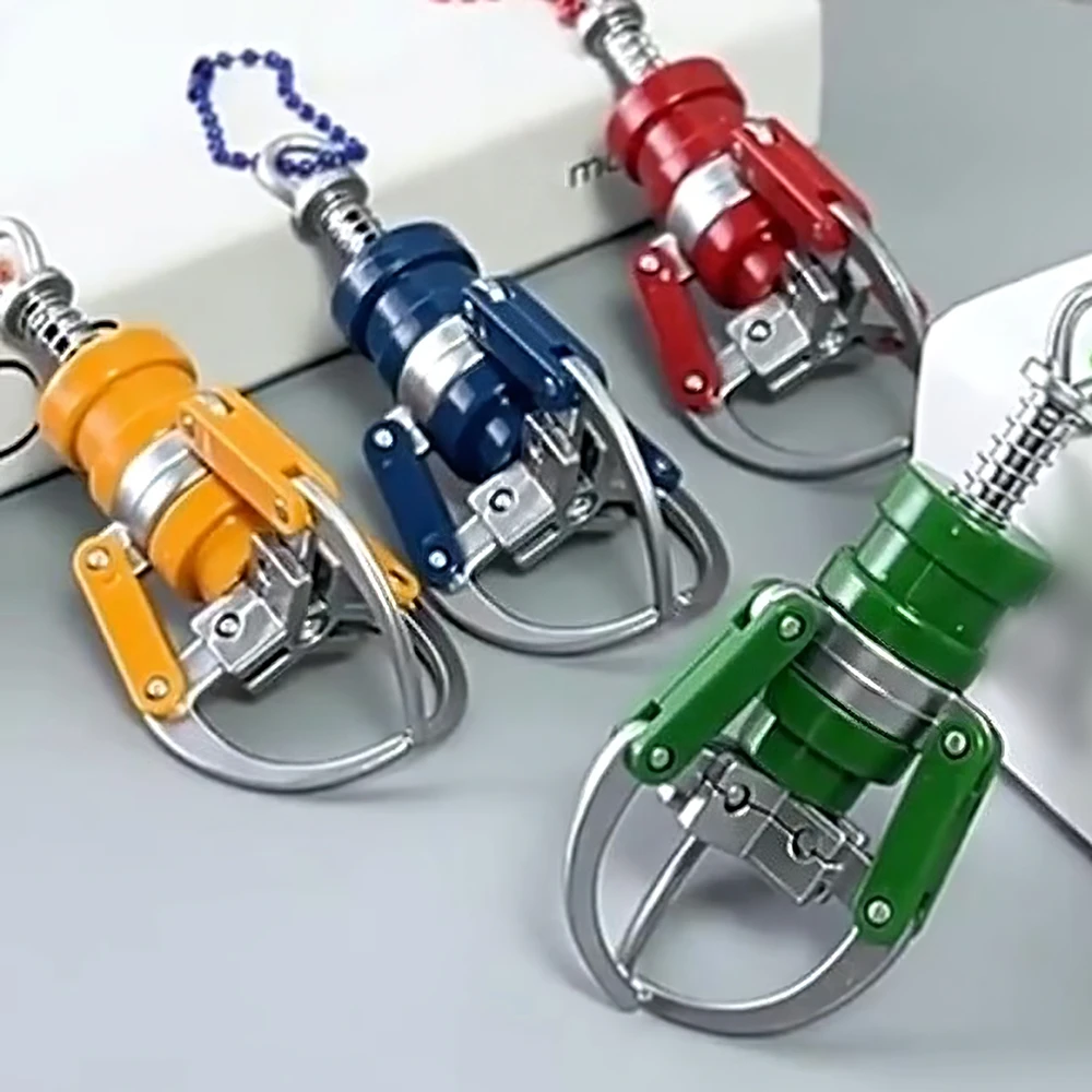 Llavero de juguete de grúa miniatura, accesorio de arcade, regalo para mujer, antiestrés para la punta de los dedos, novedad portátil y único para bolso