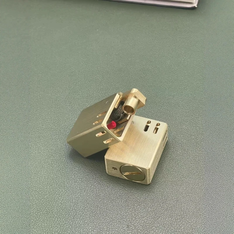

New brass small square press type semi-automatic ignition fuel lighter, mini portable lighter, cigarette accessories, men's gift