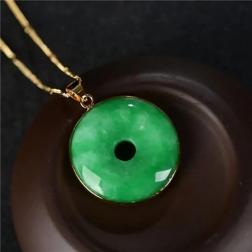Carved Natural Green Jade Doughnut Pendant Chinese Love Necklace Charm Jadeite Jewellery Fashion Lucky Man Woman Amulet Gifts