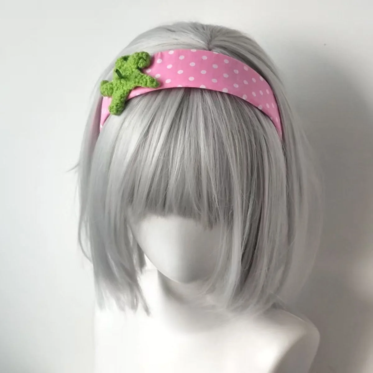 

Handmade polka dot red strawberry stem headband ancient girl subculture Harajuku sweet niche headwear decorative accessories