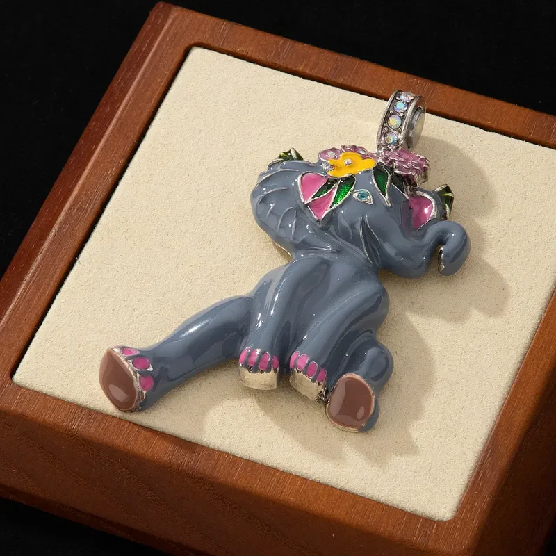 Enamel craft elephant magnetic pendant fashionable versatile flower animal pendant medieval handmade oil quality pendant