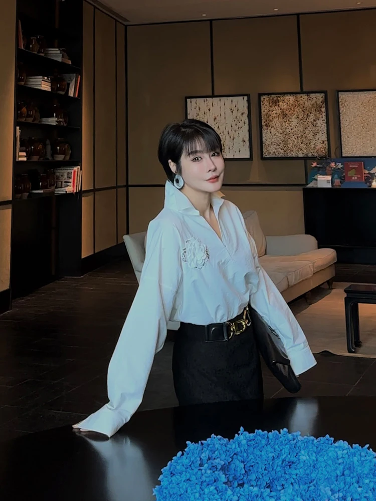 

Женская свободная блузка Ele с вышивкой и вырезами, белая, с длинным рукавом, весенний модный дизайн, из смесового хлопка, с V-образным вырезом