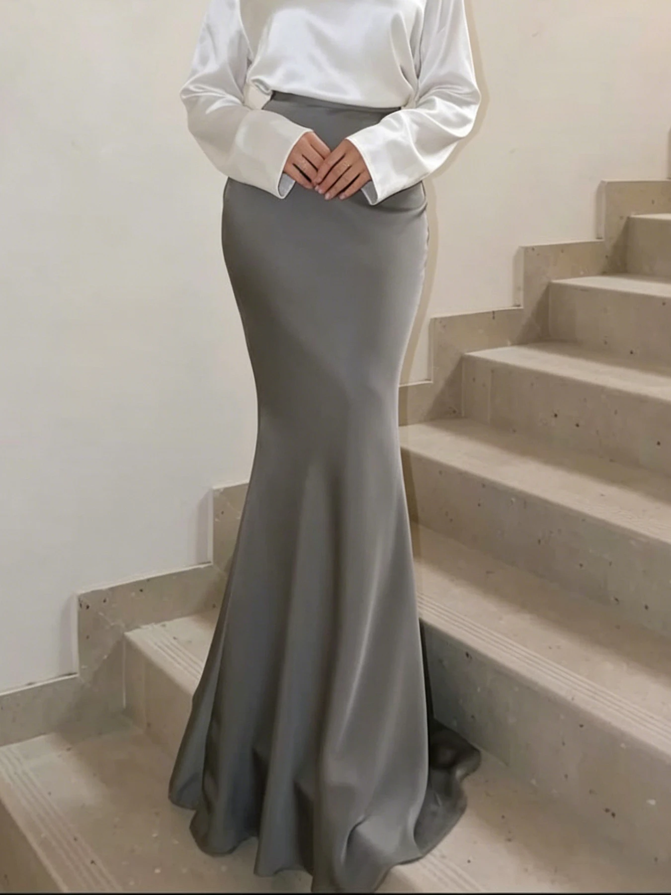 Women's high-waisted fishtail midi skirt, long floor-length drapey slim-fit bodycon skirt, Western style triacetate