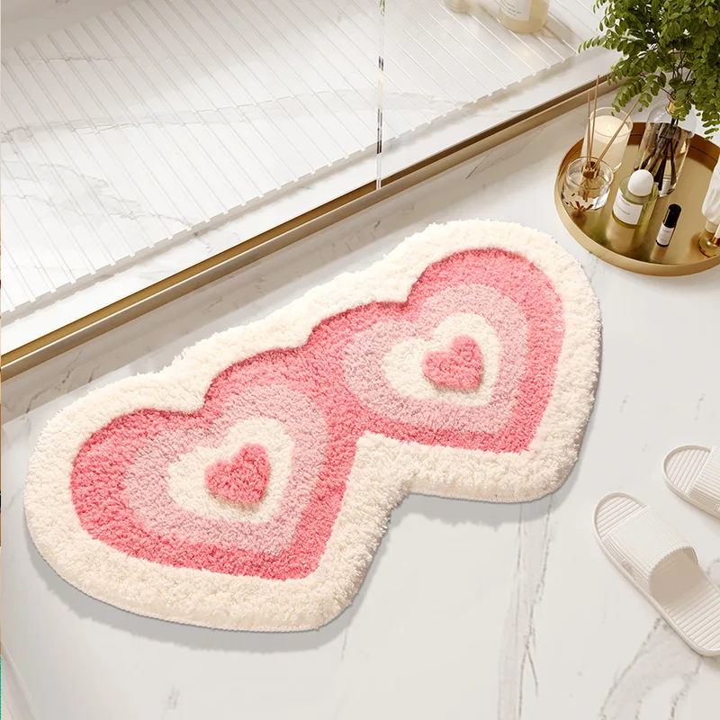 

Flocking Carpet Bedroom Floor Foot Mat Wear-resistant Carpet Door Mat Pink Heart Shaped