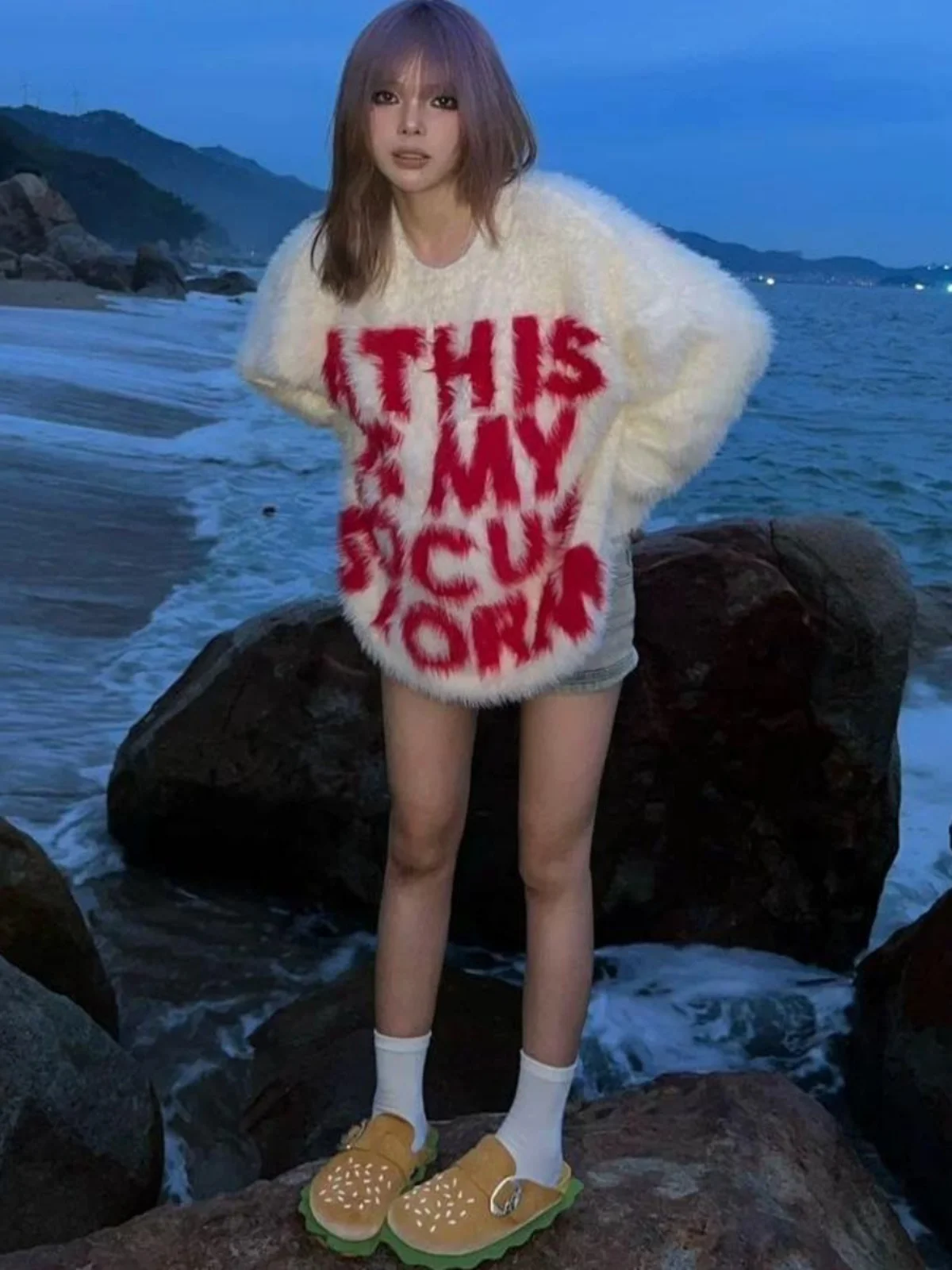 

Американский свитер из меха норки с ленивыми буквами, свободный повседневный осенне-зимний вязаный свитер для пар ex Youth Vitali round ...