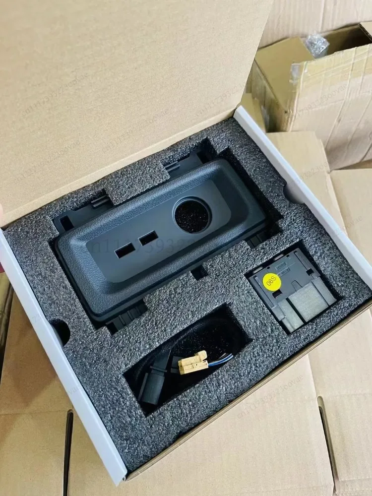 LF-Rear USB Type-C Charging Port for Audi A4 B9 A5 B9, Replacement Interior Part