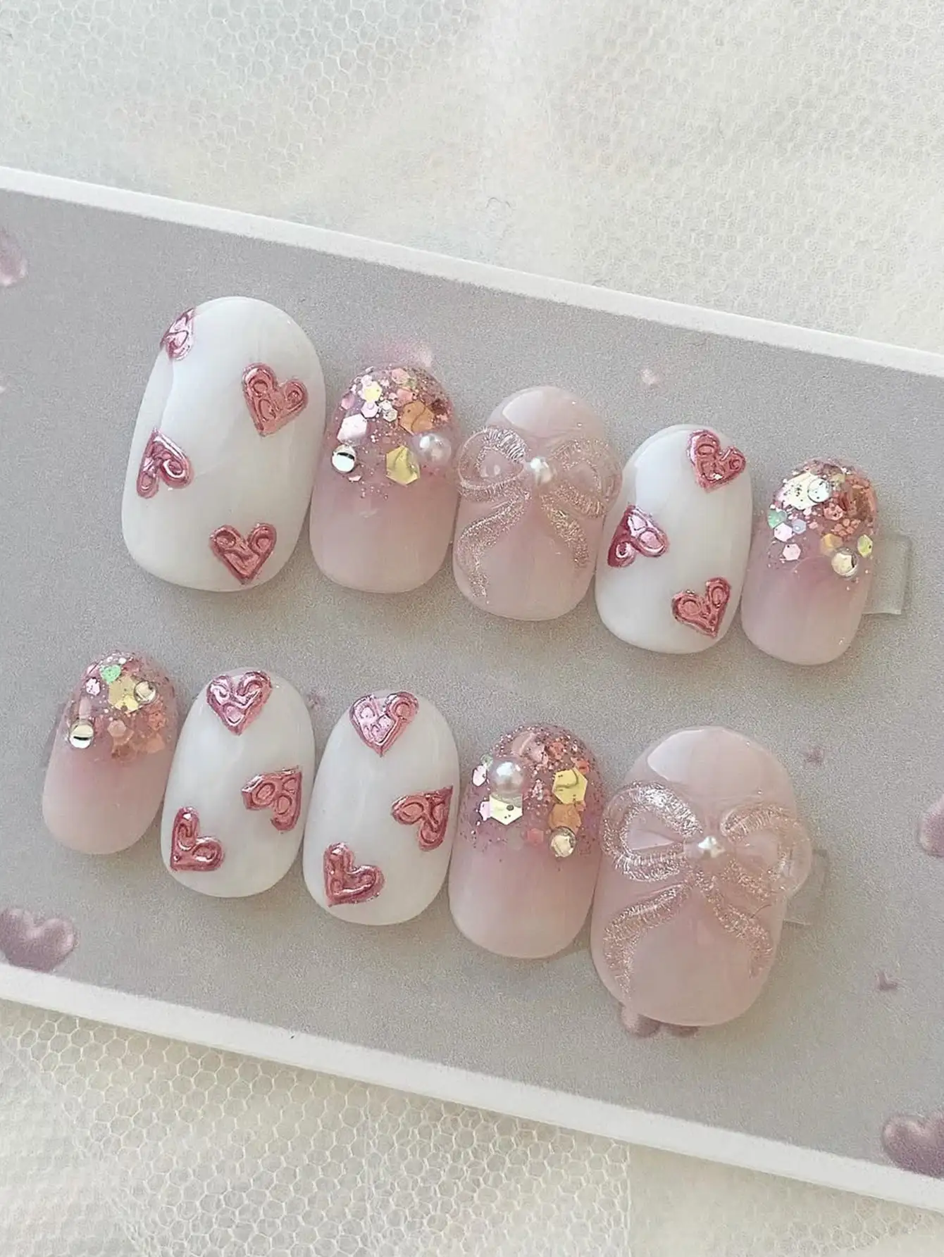 10 Pieces of Pink and White Gradient Embossed Heart-Shaped Ribbon Bow Short Oval Gentle Wearable Nails, with a File and Jelly Glue Included