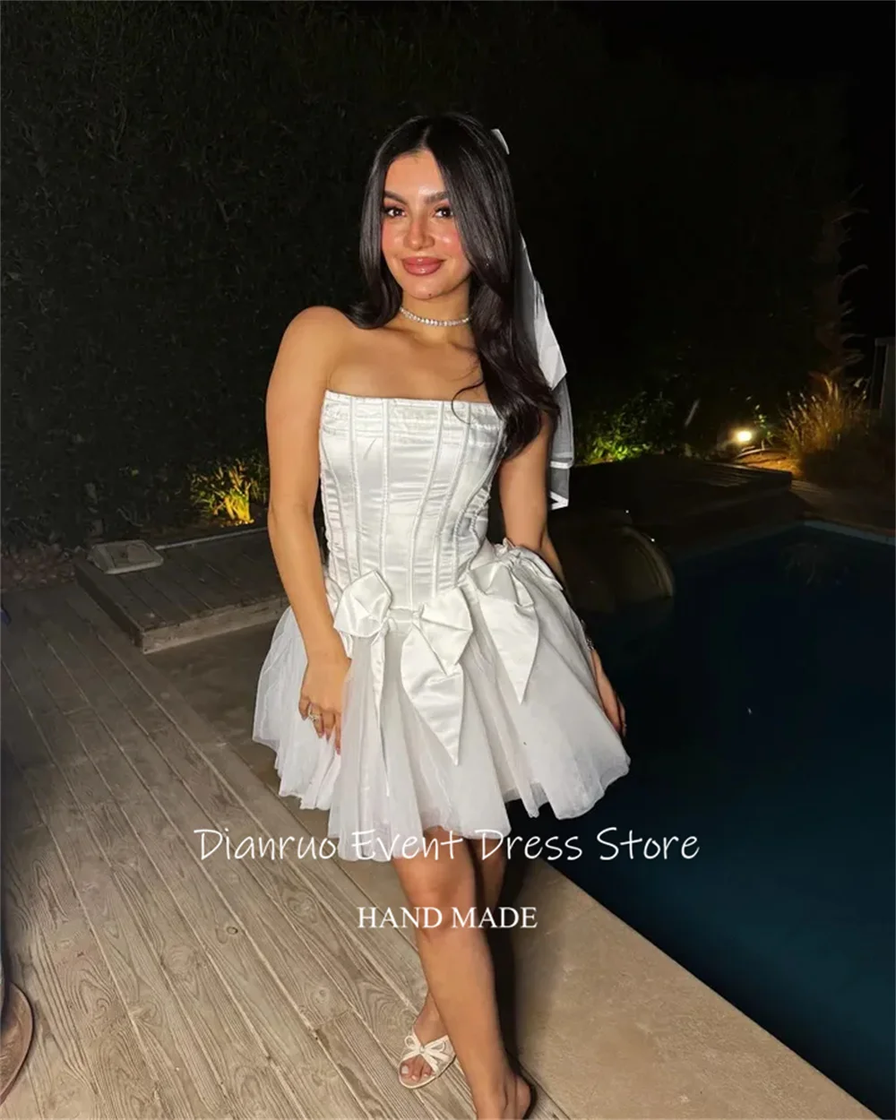 Dianruo โบว์ชุดแต่งงานที่ไม่มีสายหนัง Mini ความยาว Civil เจ้าสาวชุดราตรีแขนกุดอย่างเป็นทางการ Lace Up กลับชุดเจ้าสาวที่กําหนดเอง