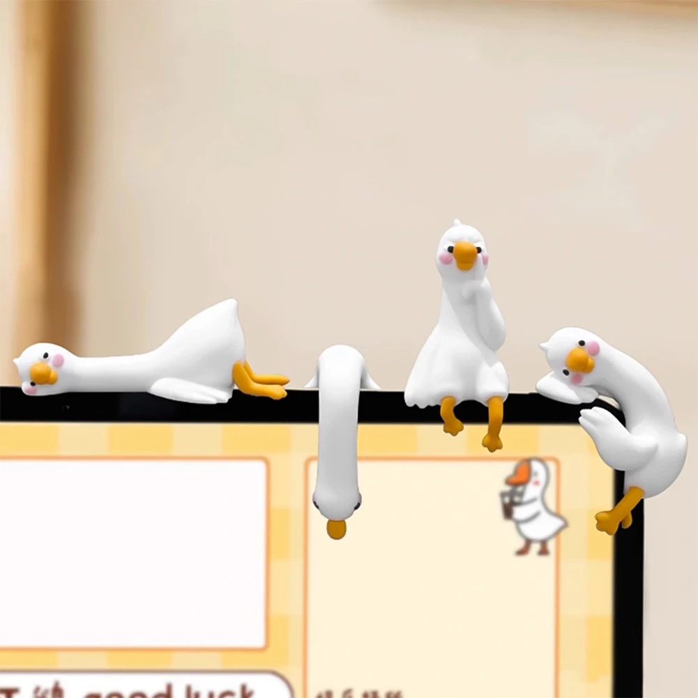 Cute 3D Duck Figurine Mini Resin Duck Ornament Car Interior Decor Accessories For Desk Car Dashboard TV Monitor Gift Idea