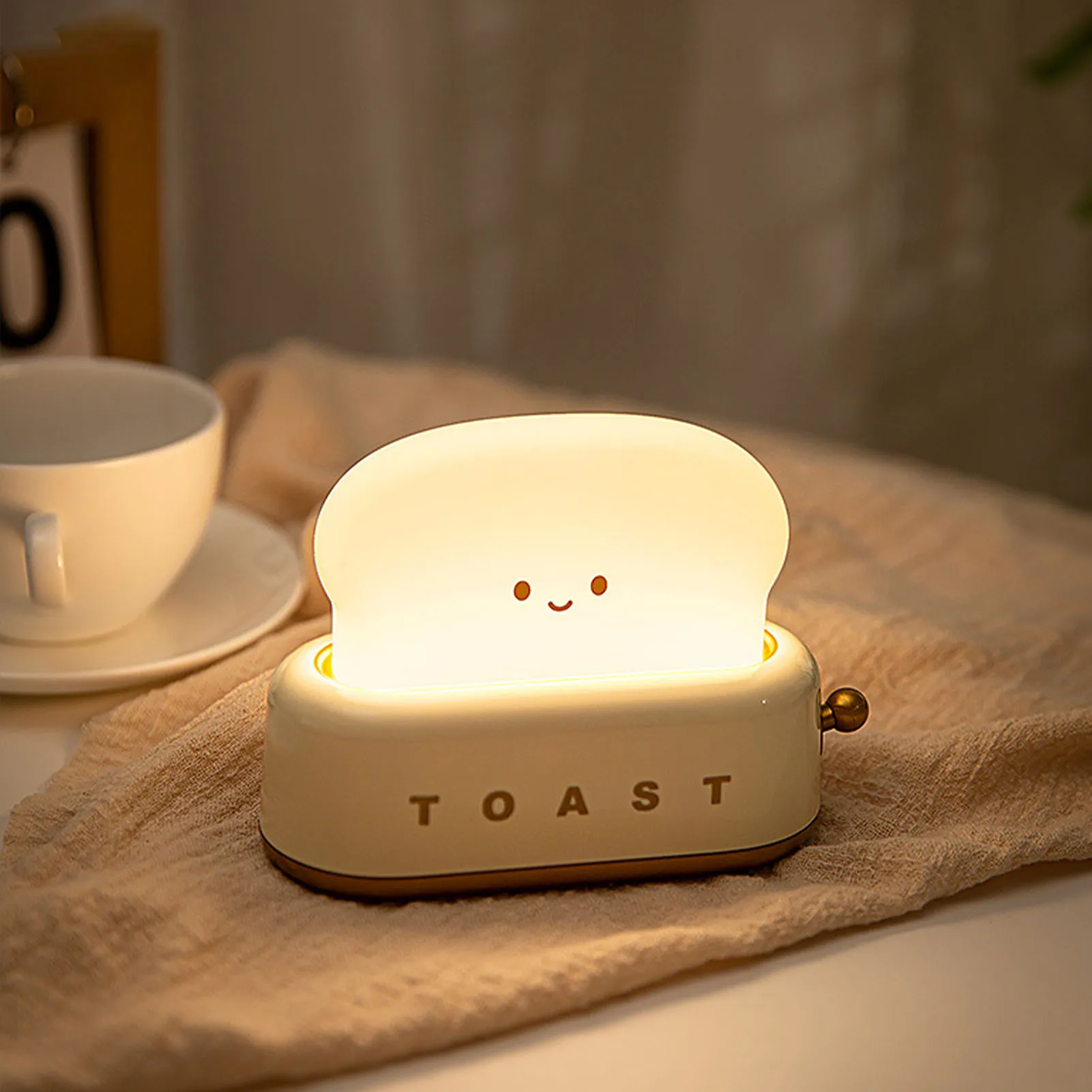 Cute Night Light Toast Lamp Rechargeable Bread Toast Shape LED Night Lamp Lighting Adjustable Auto-Off Bedside Lamp For Desk