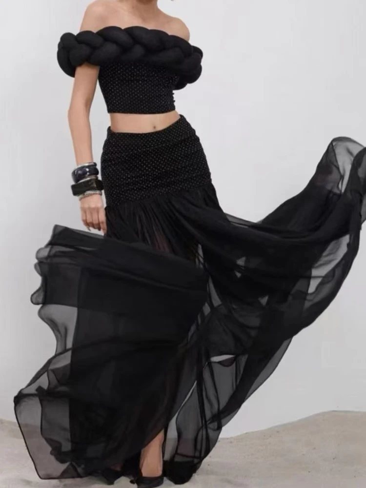 

Heavy industry summer new women's dress big twist rhinestones shoulder slim top+high waist skirt fashion two-piece suit.