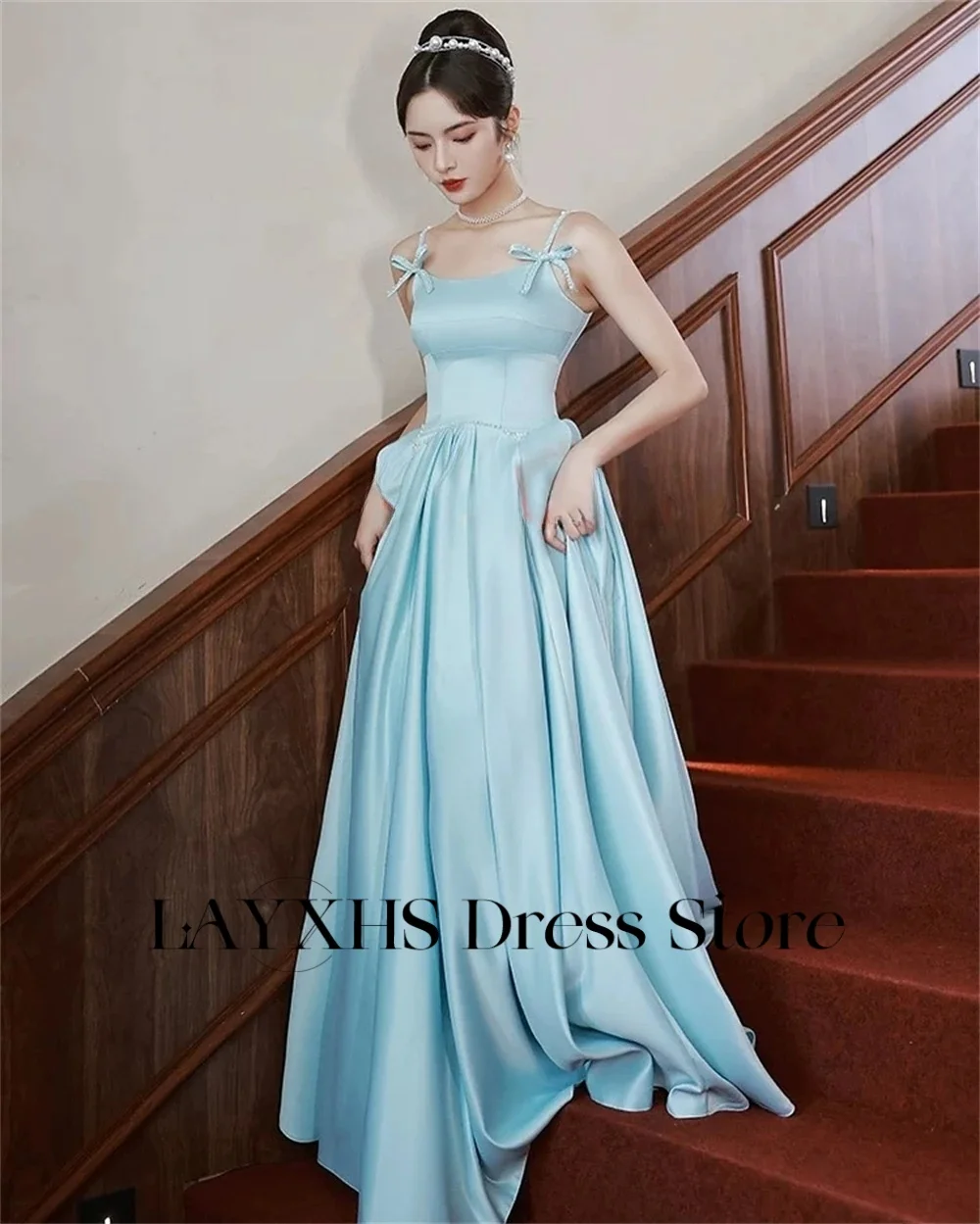 Sukienki wieczorowe LAYXHS na cienkich ramiączkach, linia A, zdobione koralikami, z kokardą na plecach, bez pleców, sukienki na studniówkę dla kobiet, szyte na miarę فساتين سهرات