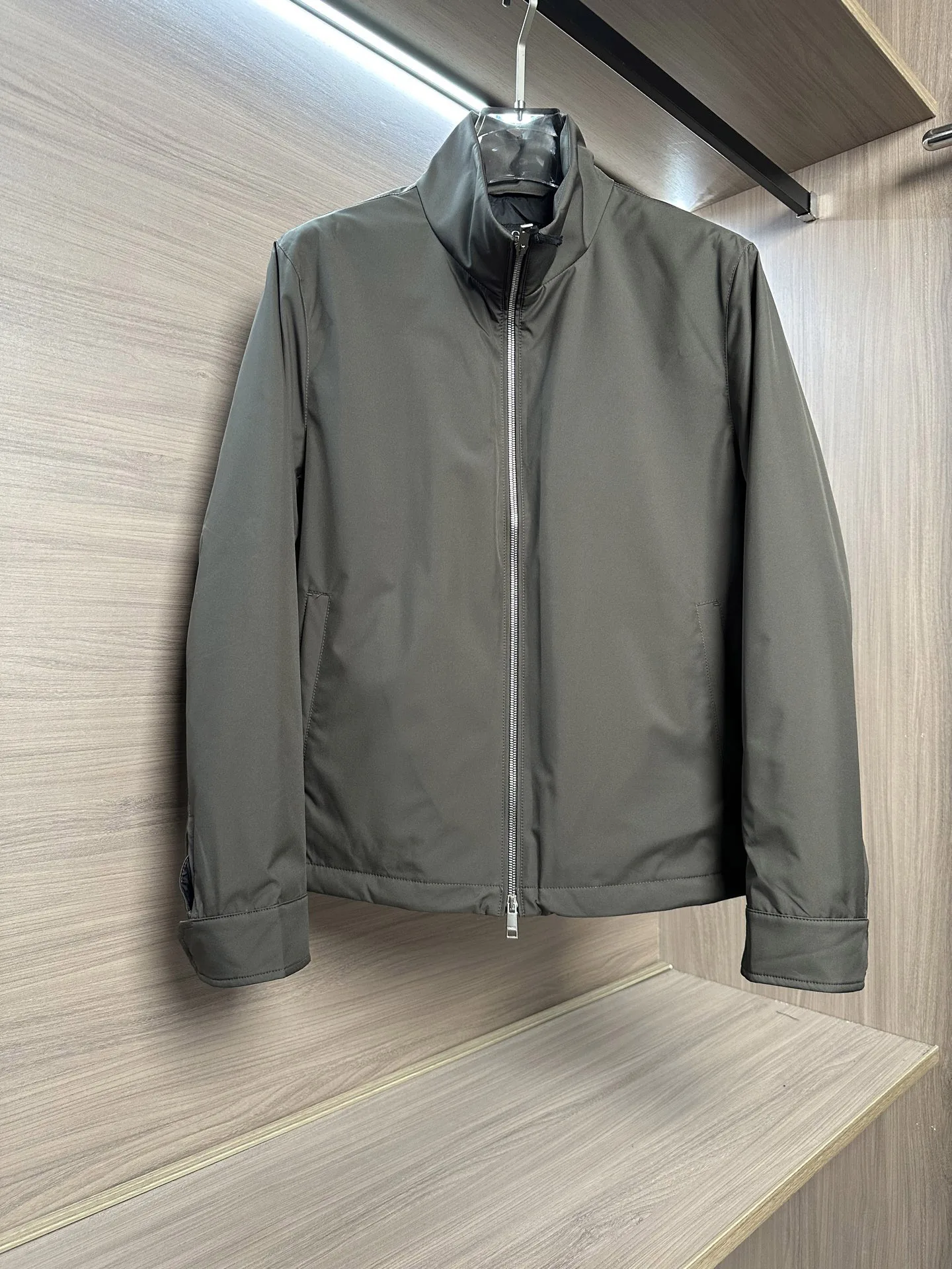 

SIJITONGDA 2025: новый мужской осенне-зимний бестселлер, легкий пуховик, размеры M-3XL