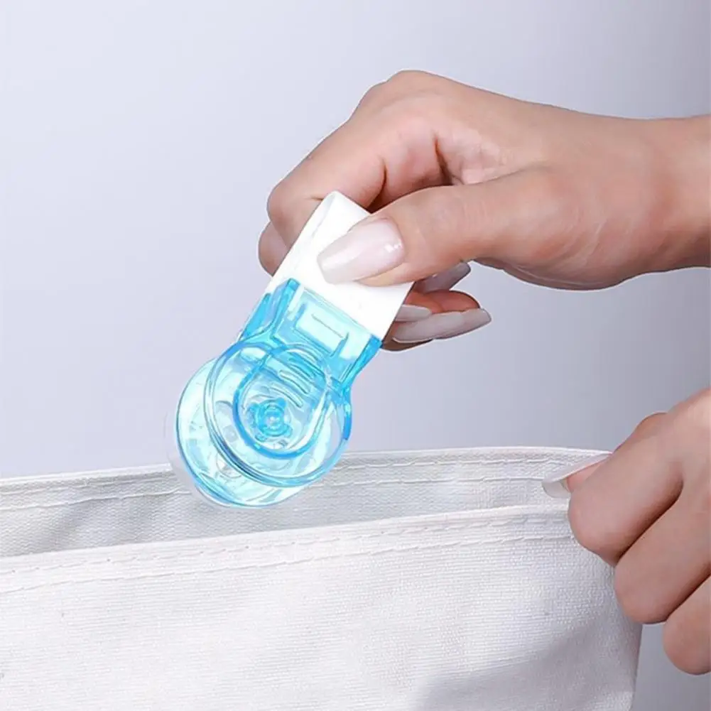 8*3.8cm Pill Taker No Contact Blister Pack Opener Travel Pill Case Elderly Disabled Arthritis Tablet Dispenser Extractor Tool