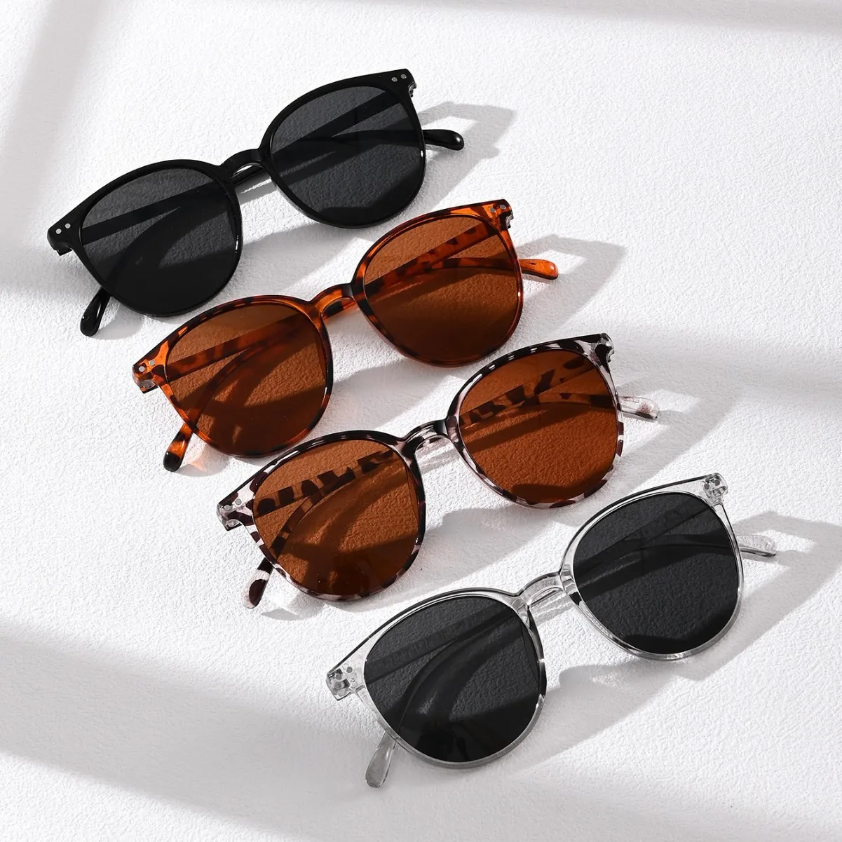 

Солнцезащитные очки Мужские солнцезащитные очки для женщин Винтажные солнцезащитные очки в стиле хип-хоп и панк, подходят для альпинизма, туризма и пляжного использования