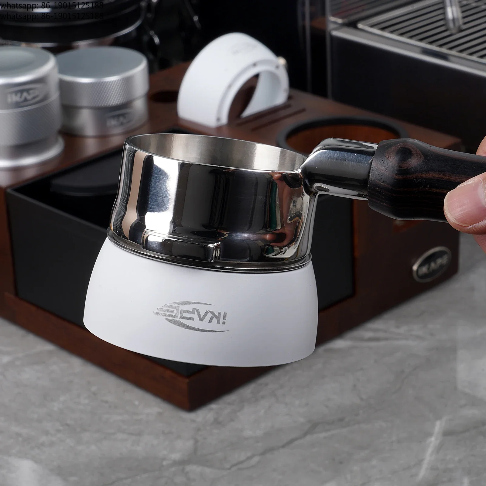 Concentrated coffee magnetic quantitative funnel, suitable for 51mm, 54mm, 58mm, with strong magnetism (white/black/silver)