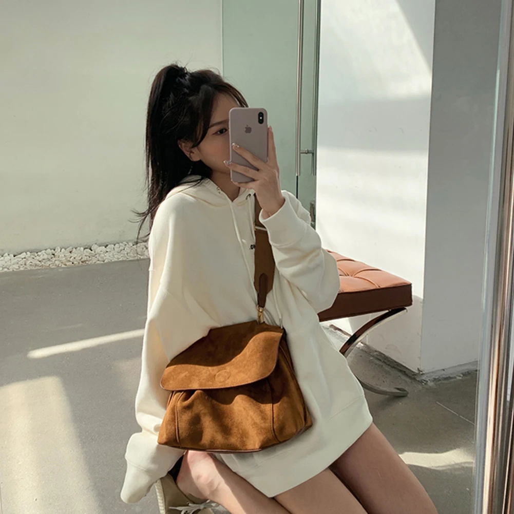 

Women Vintage Crossbody Bag Large Capacity Daily Shoulder Purse PU Leather Casual Crossbody Bag Ladies Commute Bag