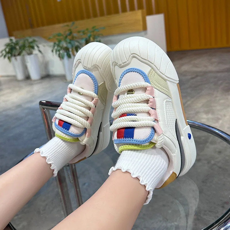 

New Versatile and Fashionable Women Vulcanized Shoes Instagram Trendy Casual Shoes with Raised and Thick Soles
