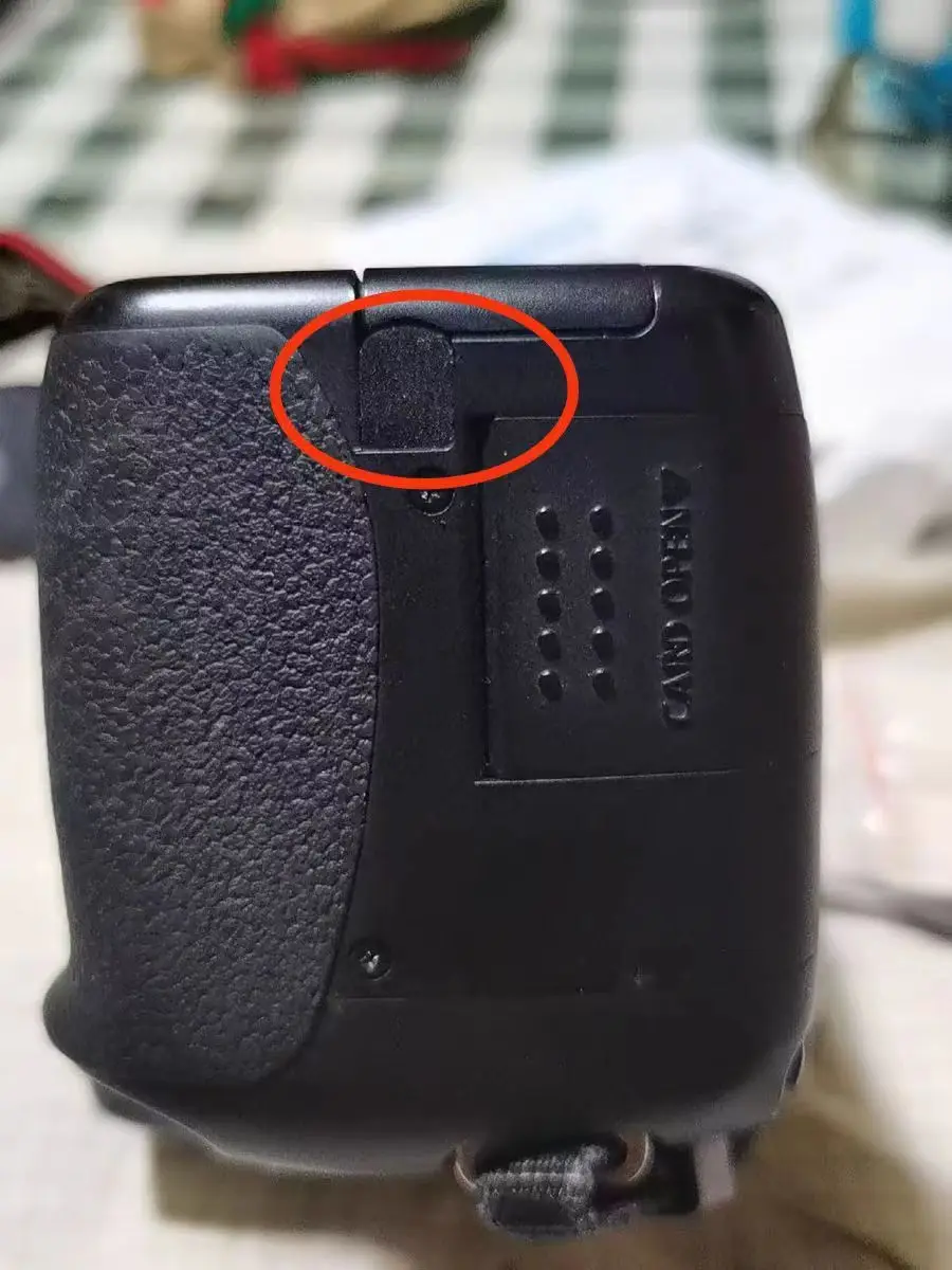 مقبس جلدي أسود صغير لكانون ، مقصورة بطارية ، ملحق غطاء ، مناسب لـ 450D ، 500D ، 550D ، 600D ، 650D ، 700D ، 1000D