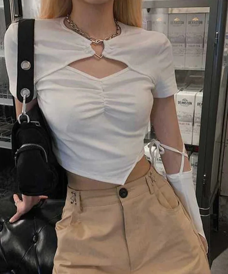 تي شيرت نسائي قصير الأكمام Harajuku صيفي مجوف بتصميم نحيف على الطراز الكوري فوق السرة