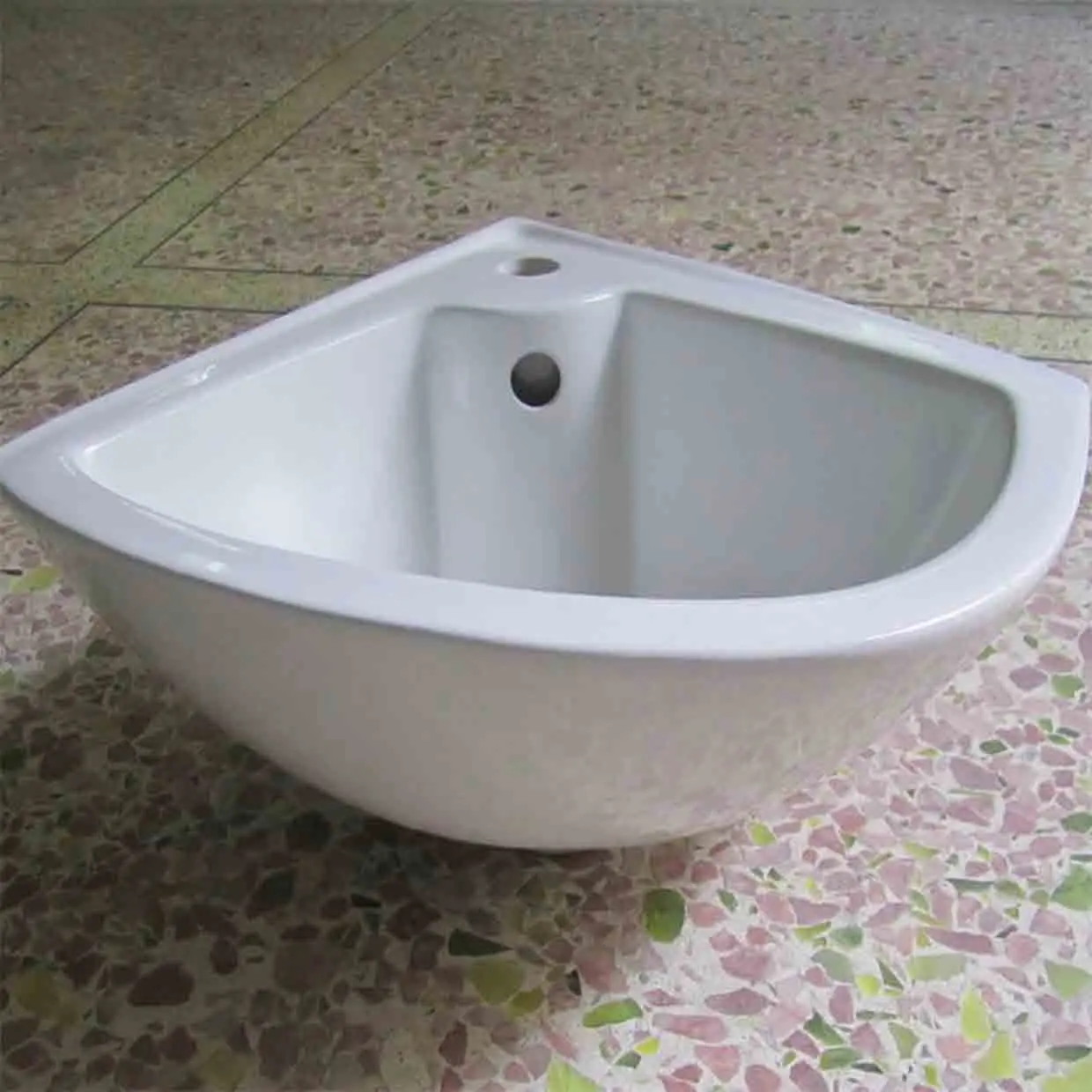 

Mini Washbasin Hanging Basin Ceramic Art Basin New Simple Balcony Hand Wash Basin Bathroom Wall-Hung Sinks