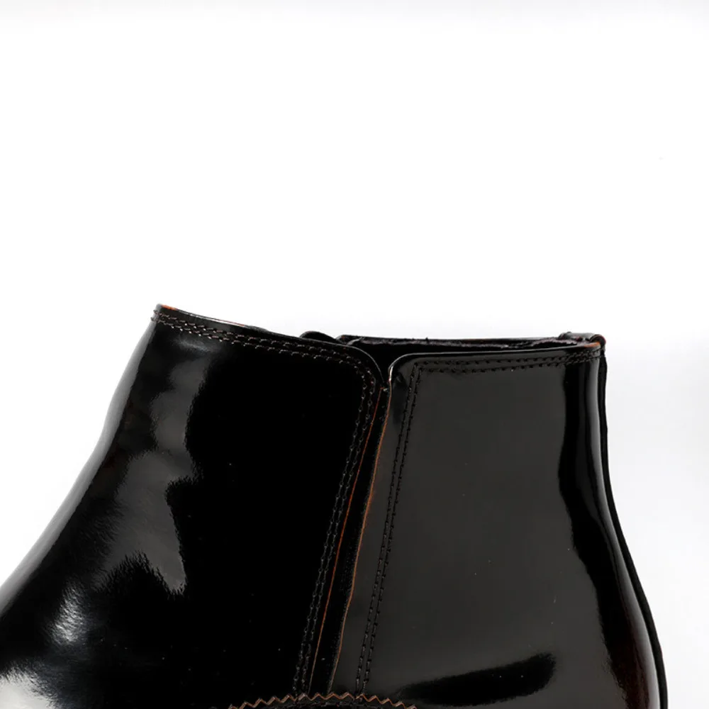 Mens Brogue Boots British Style Genuine Leather Trendy Business Casual High Top Leather Polished Leather Boots 2026
