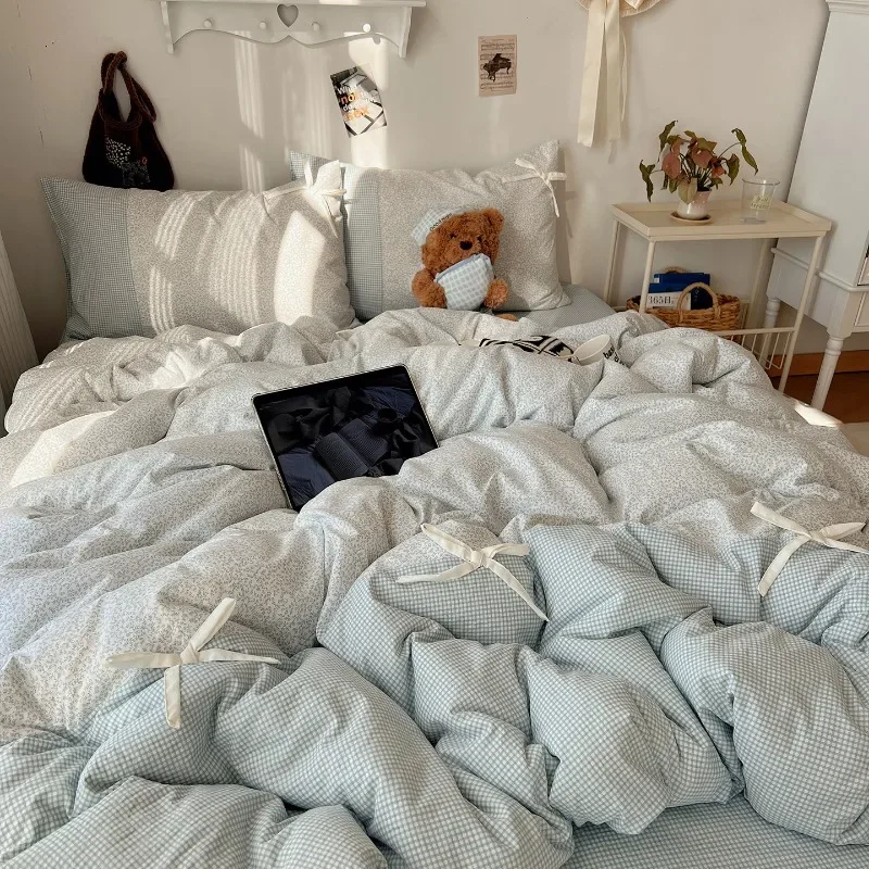 Bedding Princess Wind Super Soft Naked Sleeping Washable Four-piece Set Quilt Cover Sheet Student Dormitory Three-piece Set